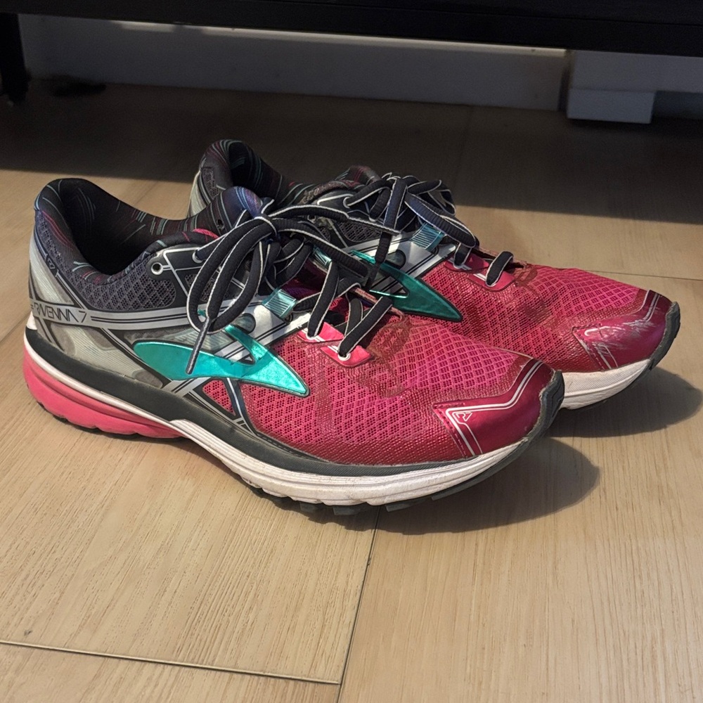 Brooks Women's Athletic Shoes - Pink and Teal